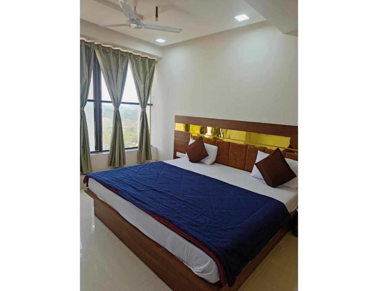 Hotel Paradise, Naroda Ahmedabad Exterior photo