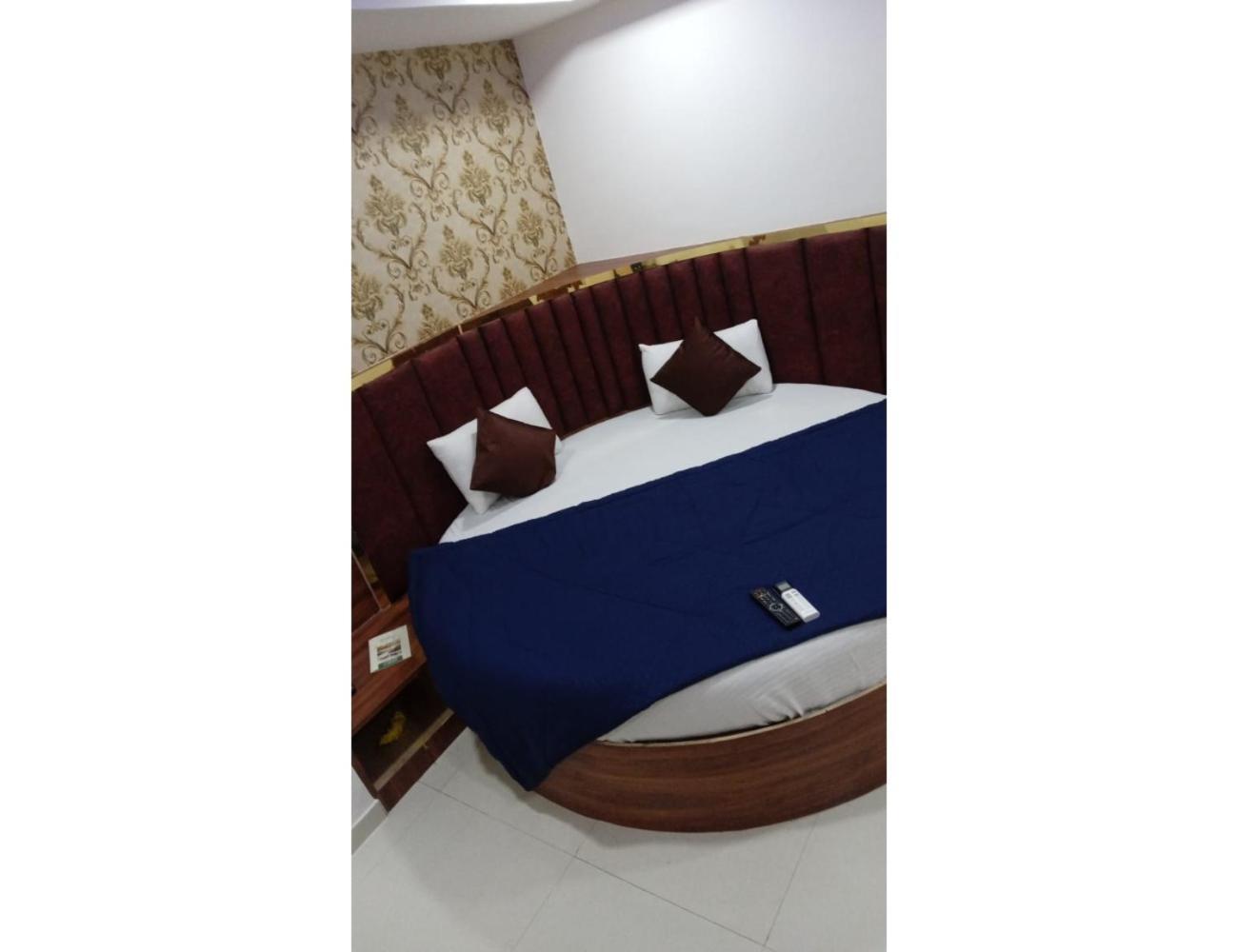 Hotel Paradise, Naroda Ahmedabad Exterior photo